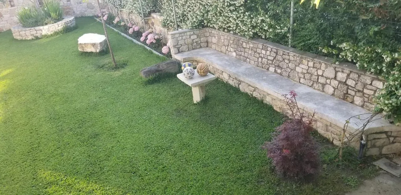 Country House Bubullime Albania Lushnje 0*,